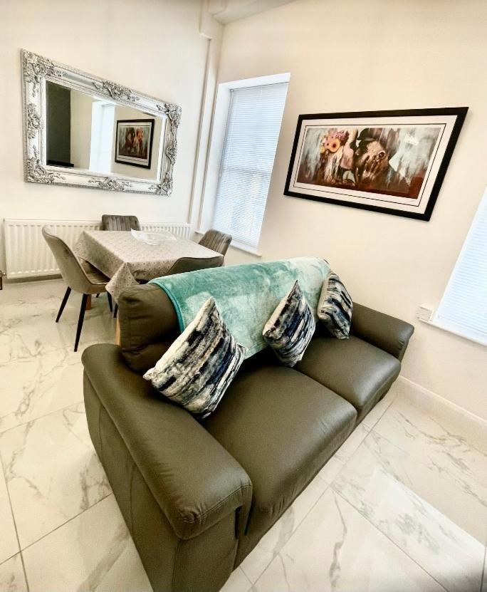 Ballycastle Town Centre Studio Apartment Экстерьер фото