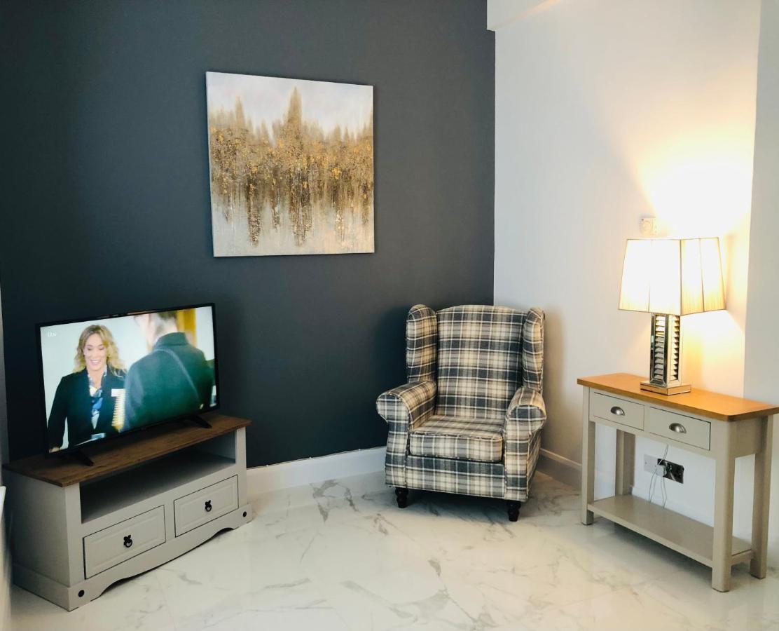 Ballycastle Town Centre Studio Apartment Экстерьер фото